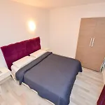 Shabbat Apartment