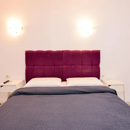 Апартаменты Shabbat Бухарест