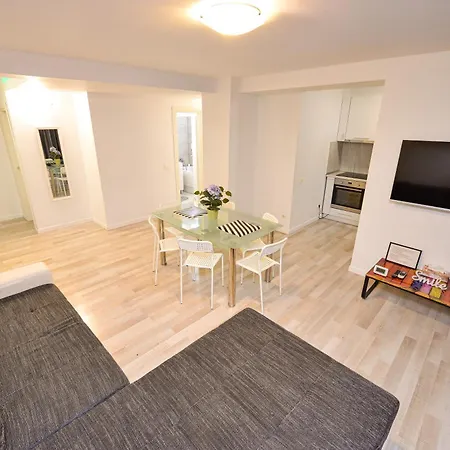 Shabbat Apartment